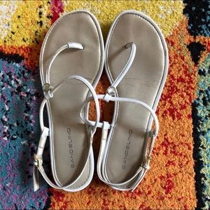 🌼Shoe Sale🌼 White Flat Sandal on Sale